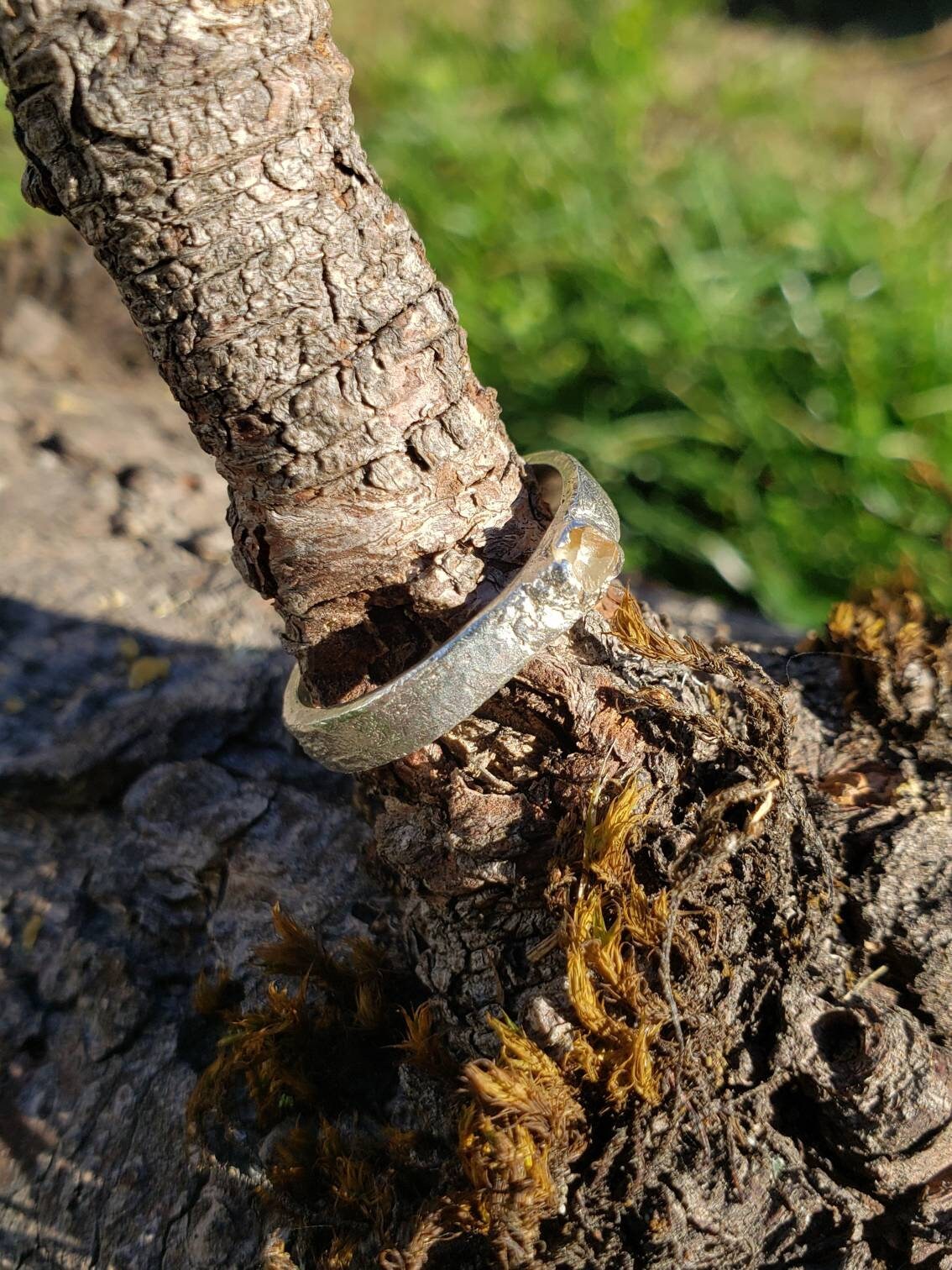 Igneous Ring with Raw Yellow Montana Sapphire - Cast In Place Stone with Deoxidizing 925 Silver - Customizable Size Option Stacking Ring