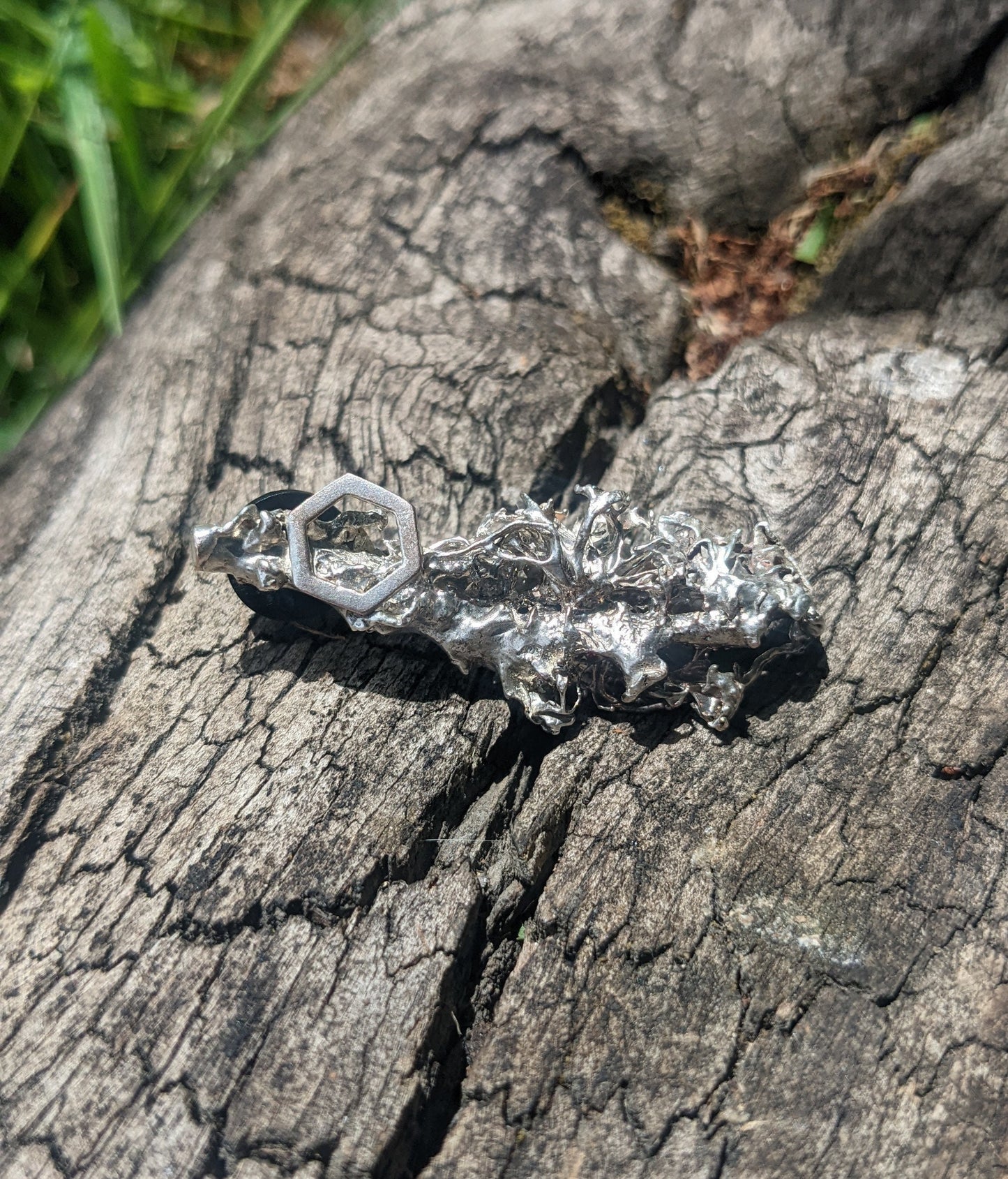 SALE - Oakmoss Coast Live Oak Twig Hexagon Pin in recycled Shibuichi - Northern California Forest Art Brooch Jewelry